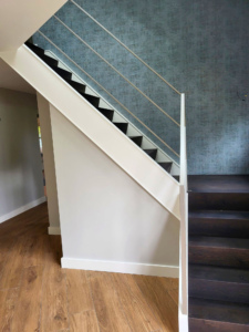 Grijze balustrade op maat Hedel