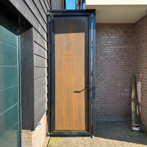 Cortenstalen poort op maat