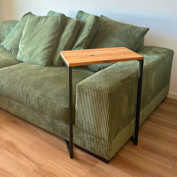 Stalen bijzettafel met eikenhout op maat